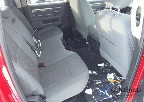 2017 Ram 1500 Big Horn 4X4 5'7 Box z USA, uszkodzony, nr VIN 3C6RR7LT7HG668856